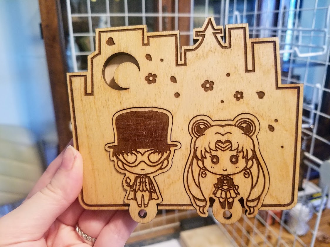 Engraved Anime Chibi Couple Wall Keyholder Sets | StarInMyPocket