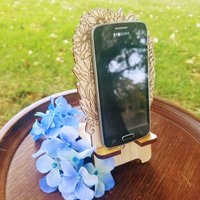 Daisy Fairy Phone Dock Cypress