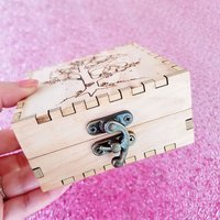 K-I-S-S-I-N-G #1 Birch Engraved Box