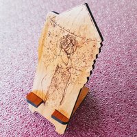 Japanese Maiko Wood Engraved Phone Dock