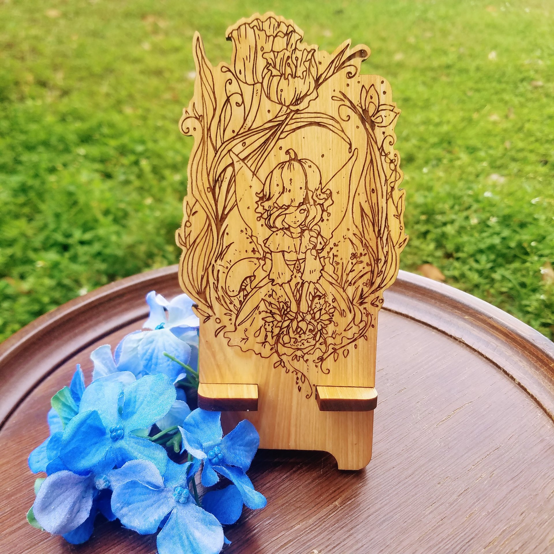 Tulip Fairy Fantasy Wood Engraved Phone Dock