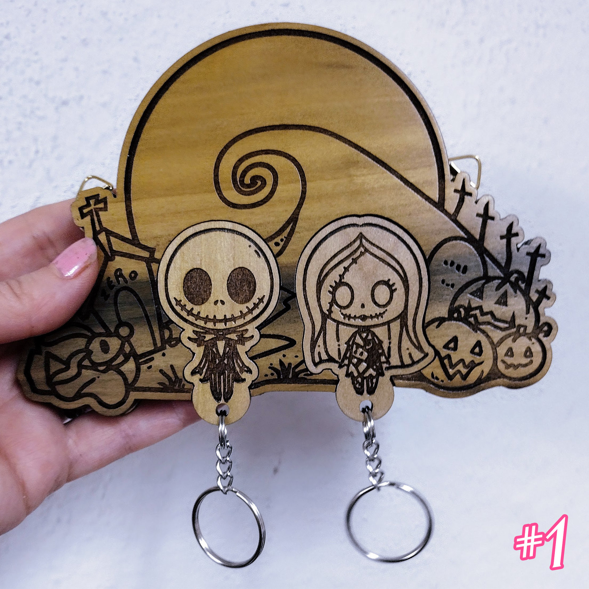 Haunted Hill Couple Keyholder