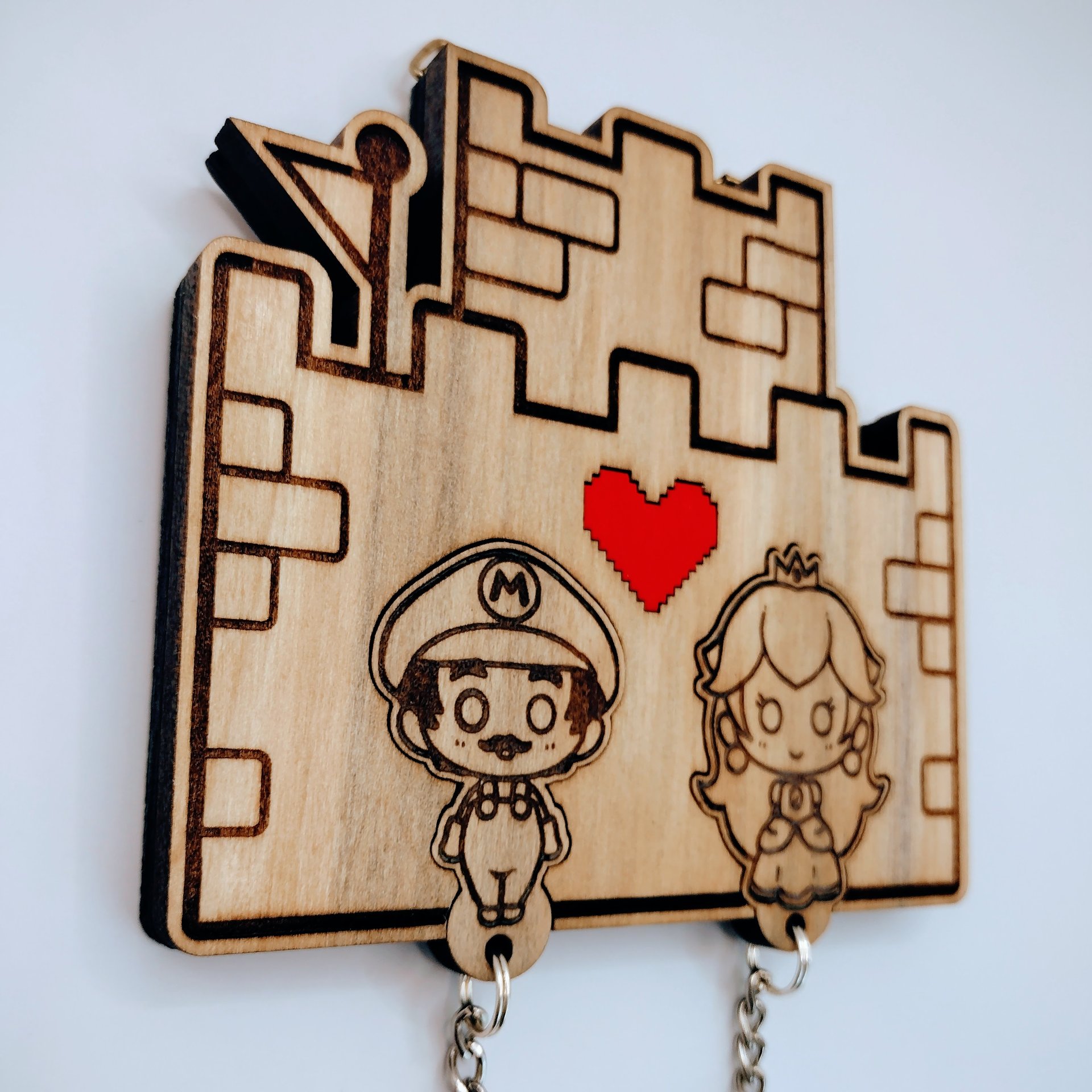 Mario & Peach Wall Keyholder Set